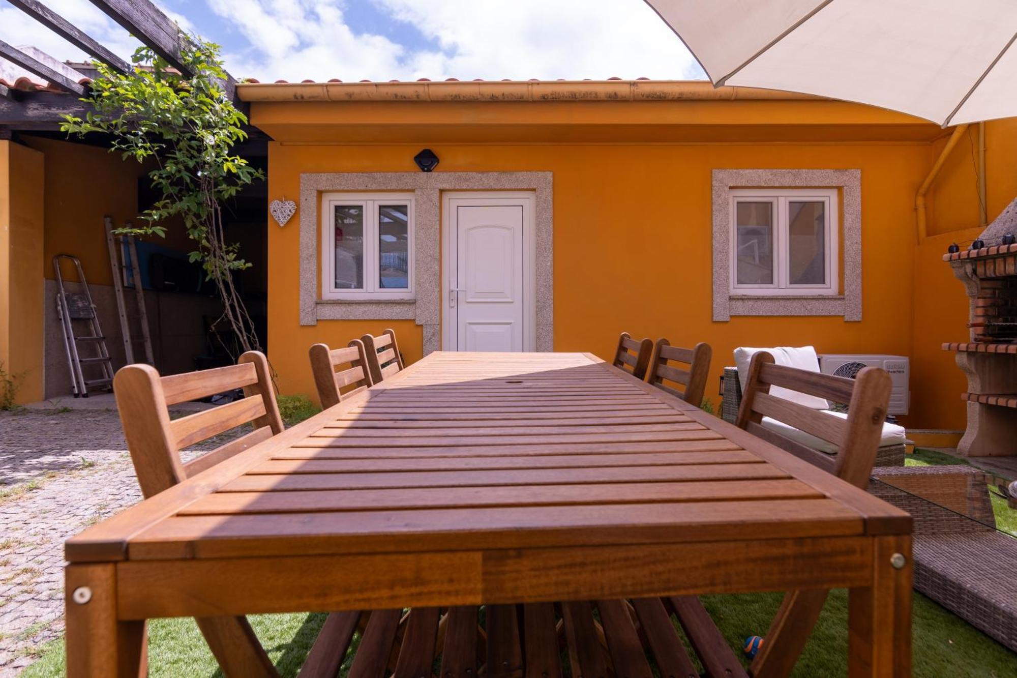 Perafita Yellow House - Ecohost ภายนอก รูปภาพ
